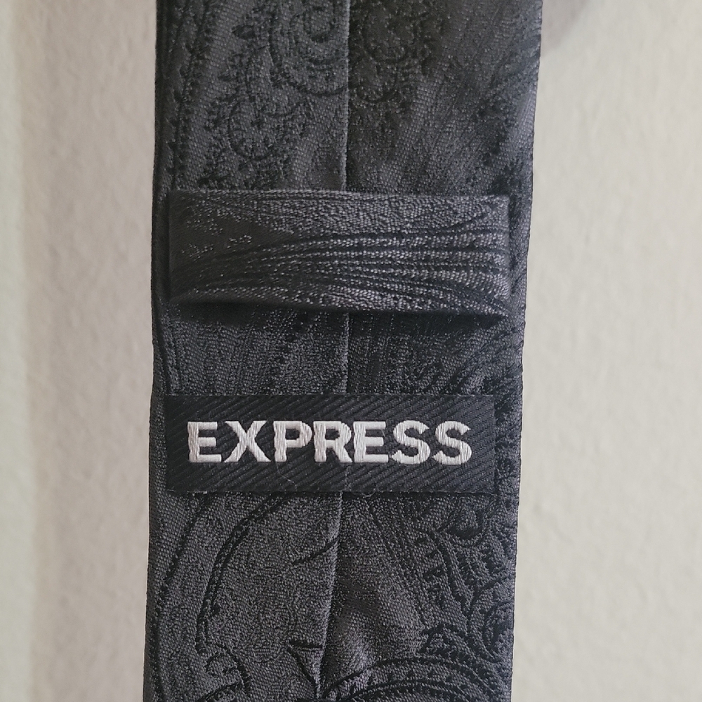 Express Black Patterned Tie - image 5